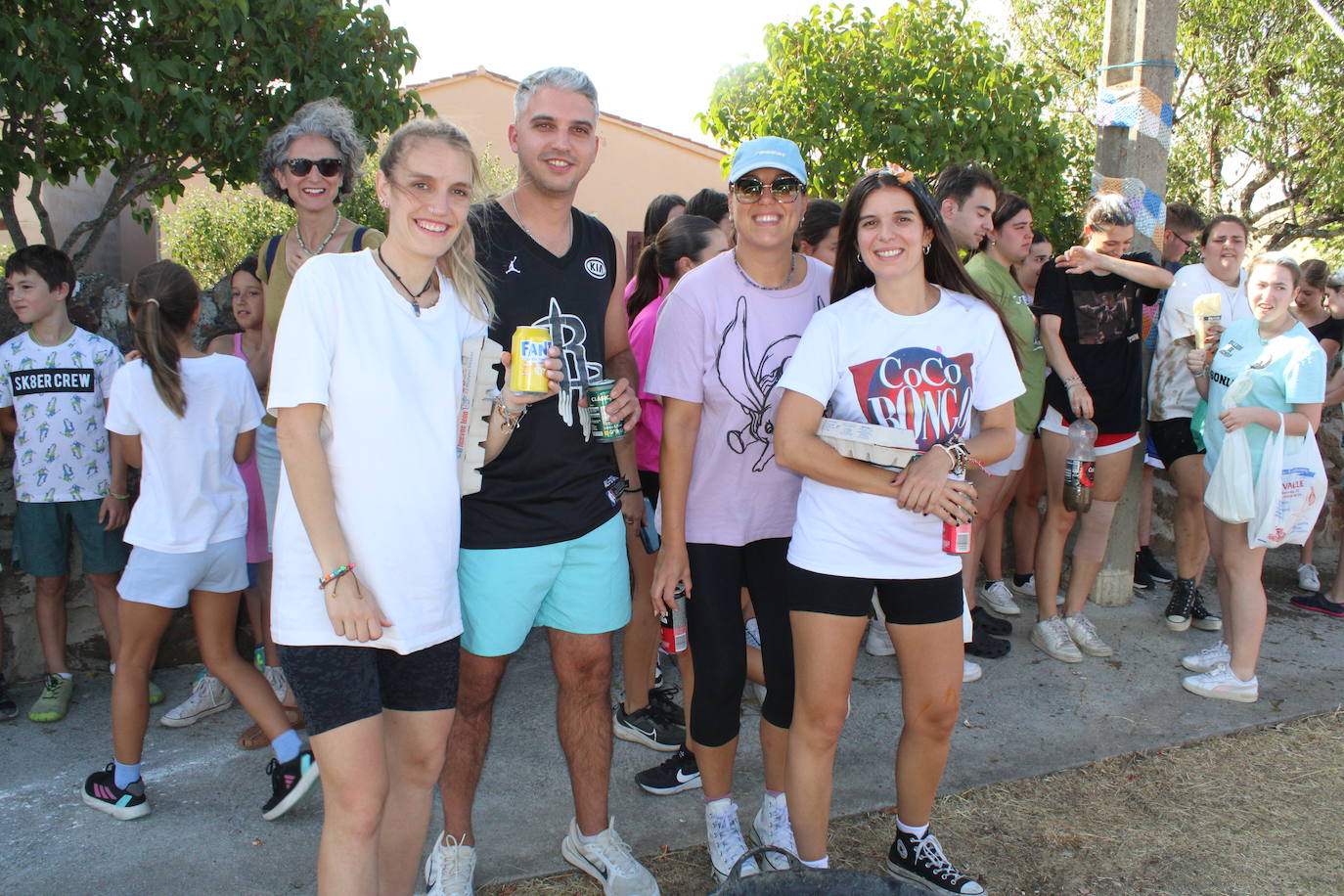 Los quintos protagonizan el día de fiesta en Gallegos de Solmirón