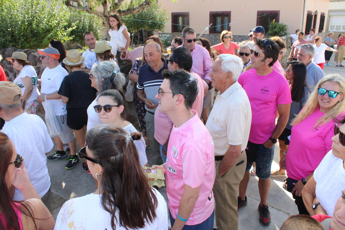 Los quintos protagonizan el día de fiesta en Gallegos de Solmirón