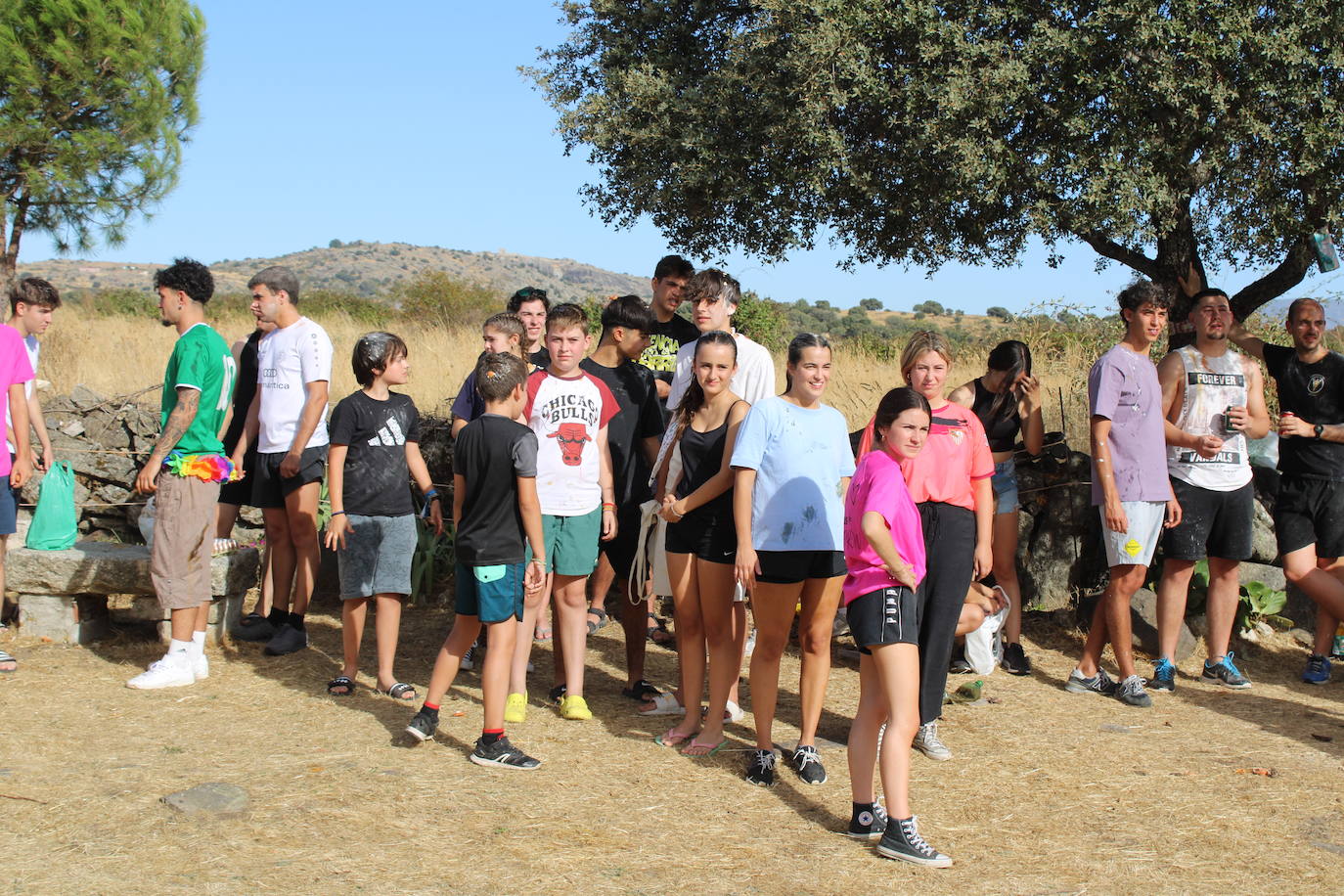 Los quintos protagonizan el día de fiesta en Gallegos de Solmirón