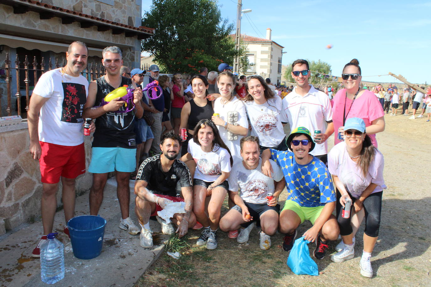 Los quintos protagonizan el día de fiesta en Gallegos de Solmirón