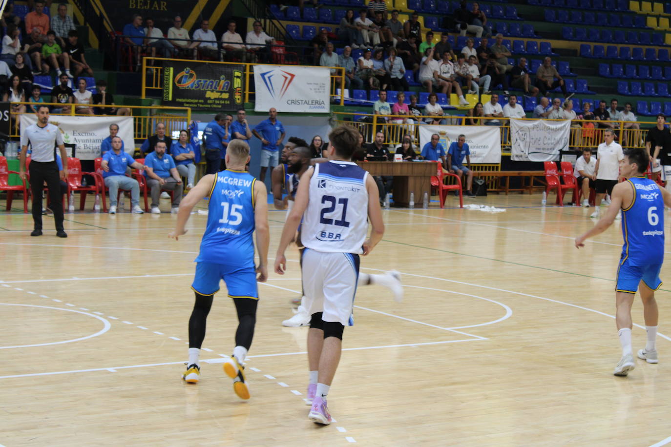 Béjar disfruta con el baloncesto
