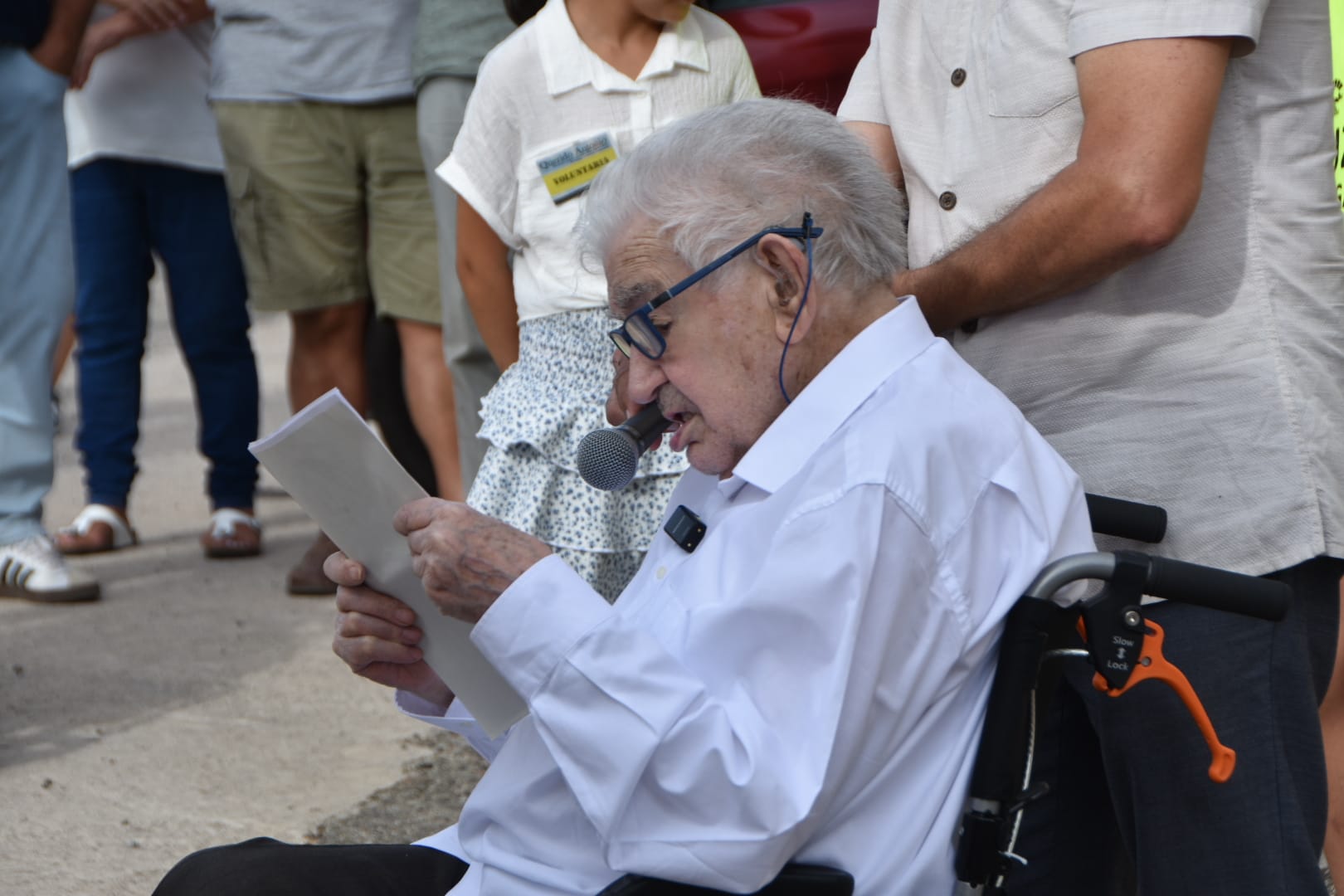 Antonio Gamoneda: &quot;Juzbado practica la rebeldía creadora&quot;