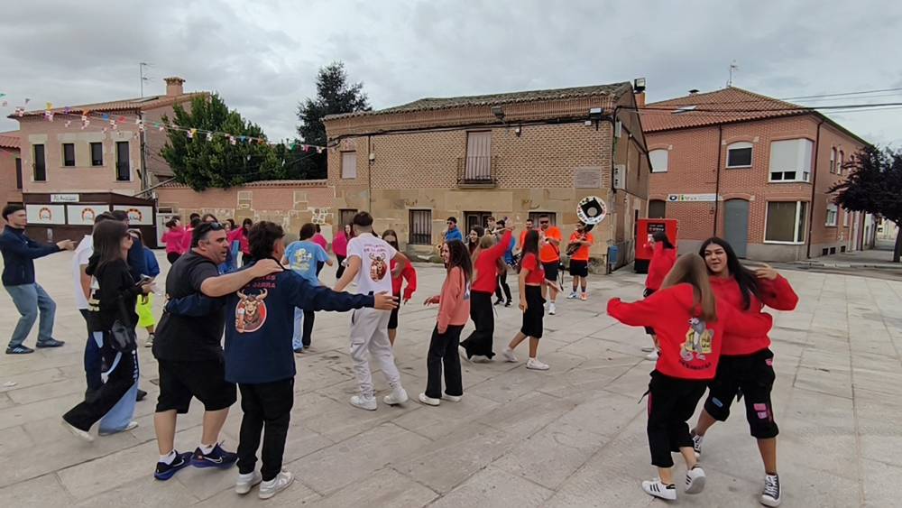 1.800 raciones de paella en Villoria