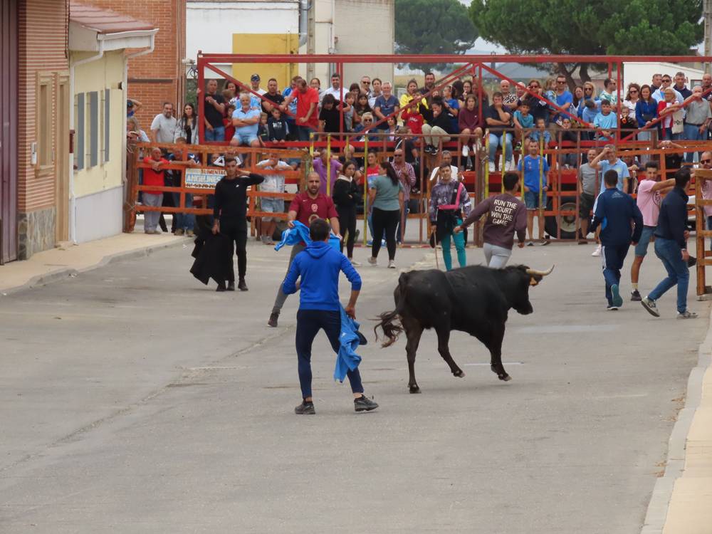 1.800 raciones de paella en Villoria