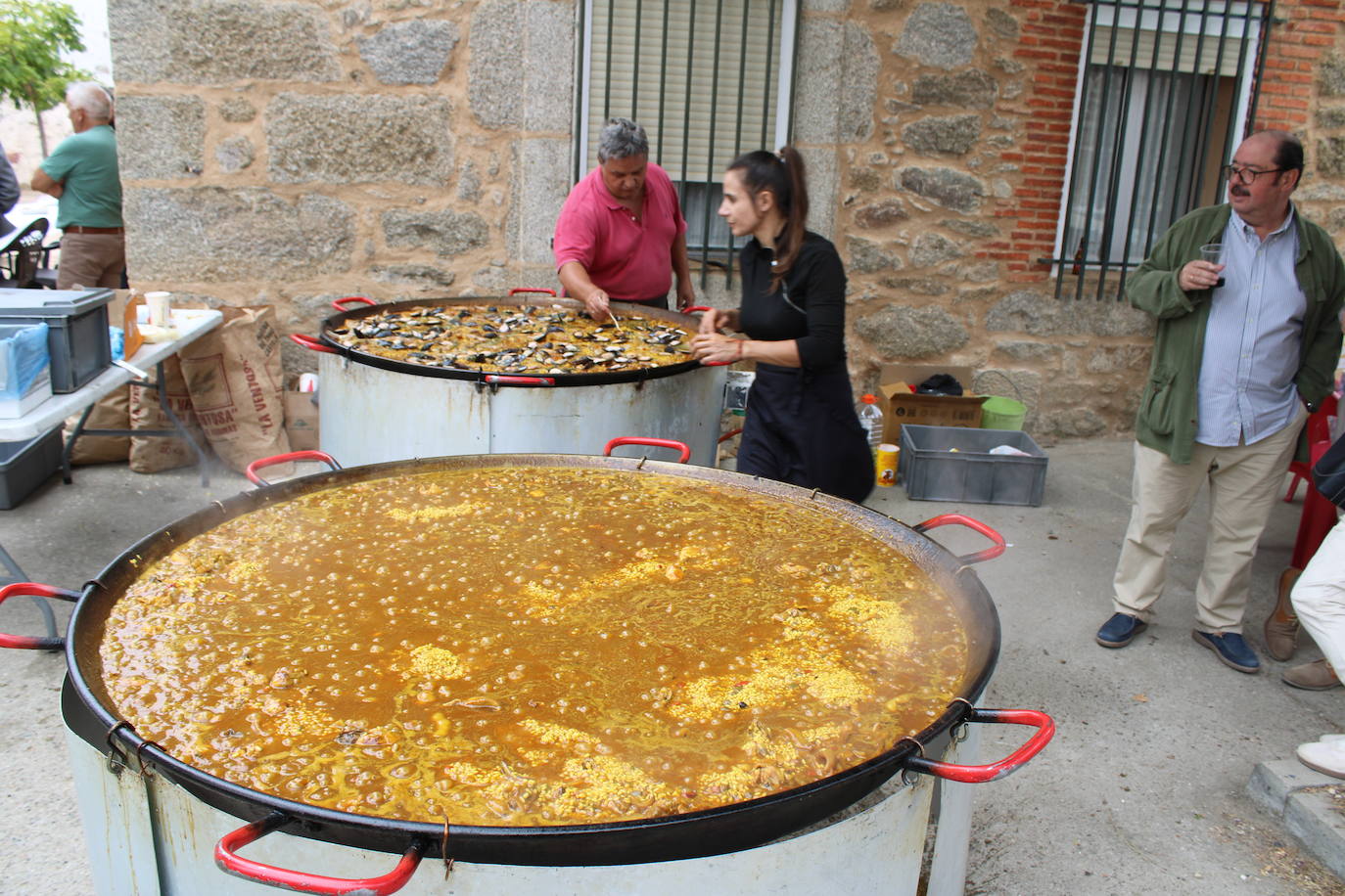 Gallegos de Solmirón acompaña a la Virgen de Gracia Carrero