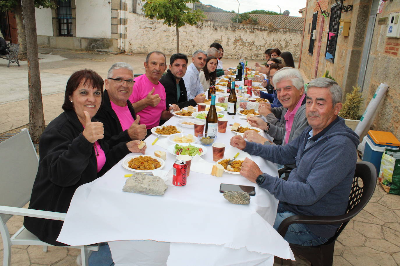 Gallegos de Solmirón acompaña a la Virgen de Gracia Carrero