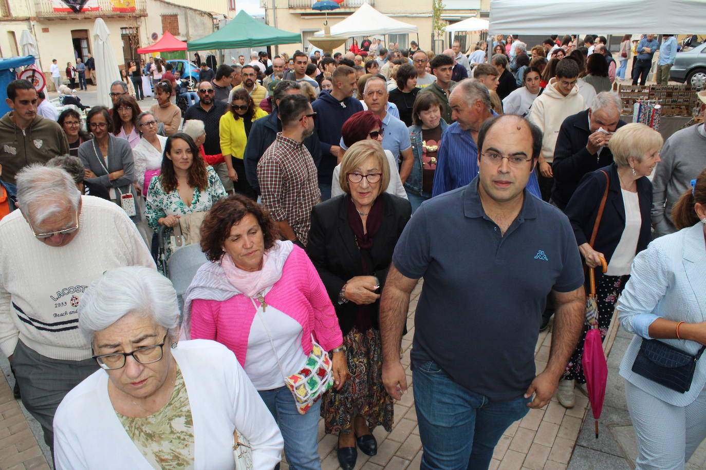 Honores a la Virgen del Carrascal en Cespedosa de Tormes
