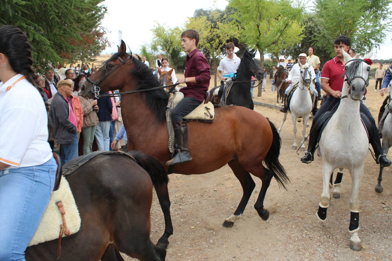 Honores a la Virgen del Carrascal en Cespedosa de Tormes