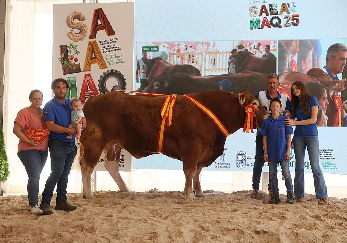 Agropecuaria Ramos Heras se llevó el triunfo con 'Tristán' y logró también el premio a la mejor ganadería de raza limusina.