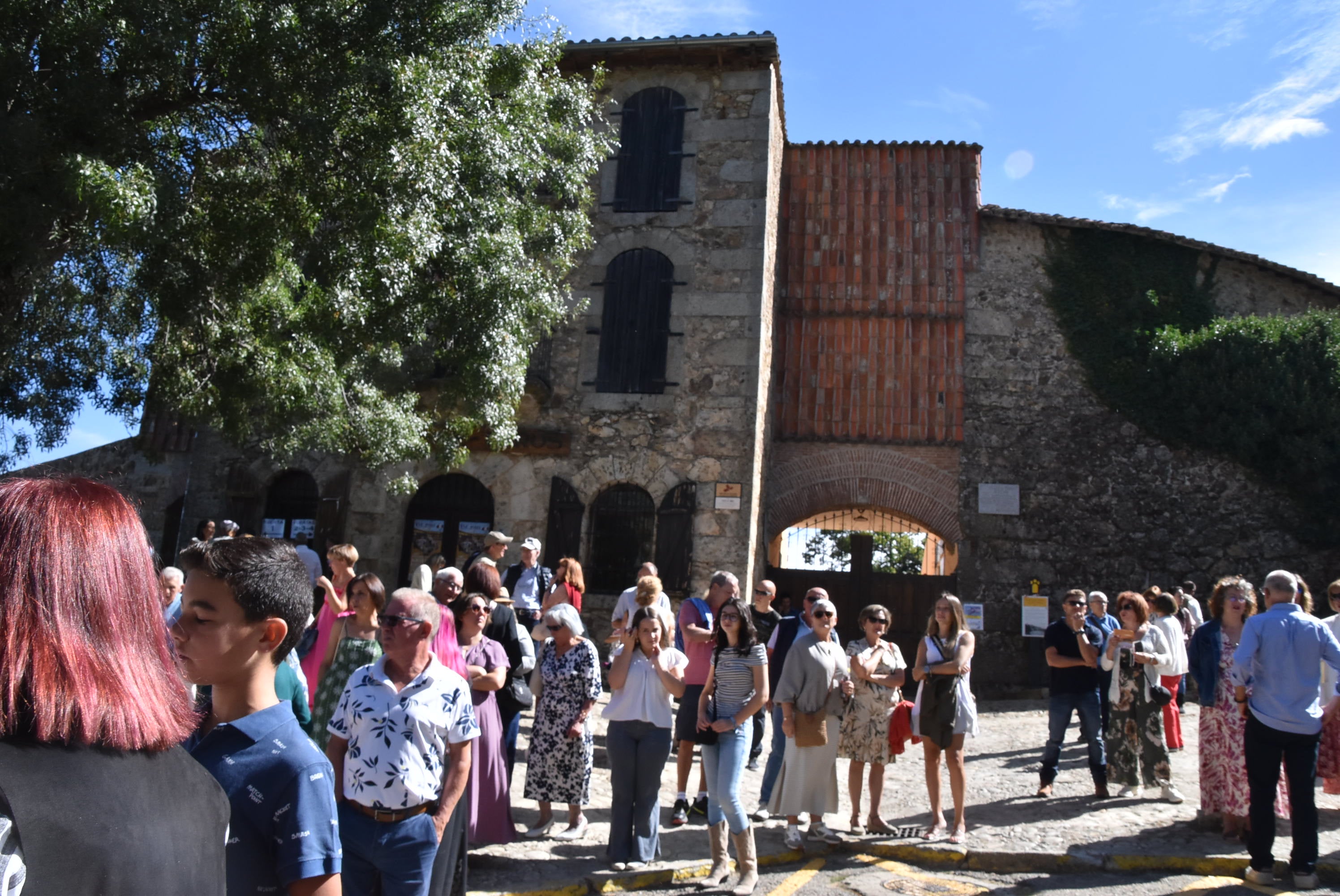 El paraje de El Castañar en Béjar se llena de fieles para acompañar a la Virgen