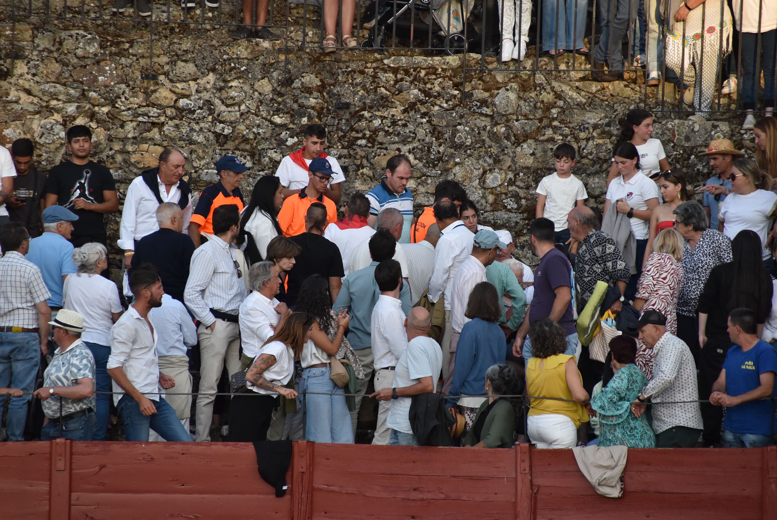 Puerta grande para Castaño, Diosleguarde y Julio Norte en la plaza de toros de Béjar