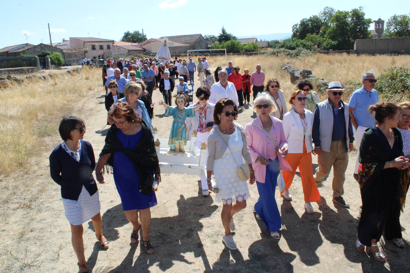 Gallegos de Solmirón entona el &quot;Adiós&quot; a la Virgen de Gracia Carrero