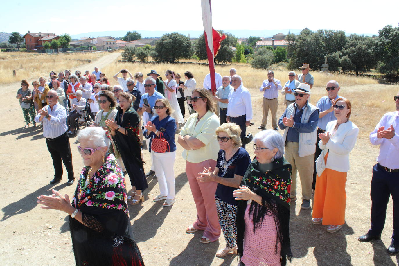 Gallegos de Solmirón entona el &quot;Adiós&quot; a la Virgen de Gracia Carrero