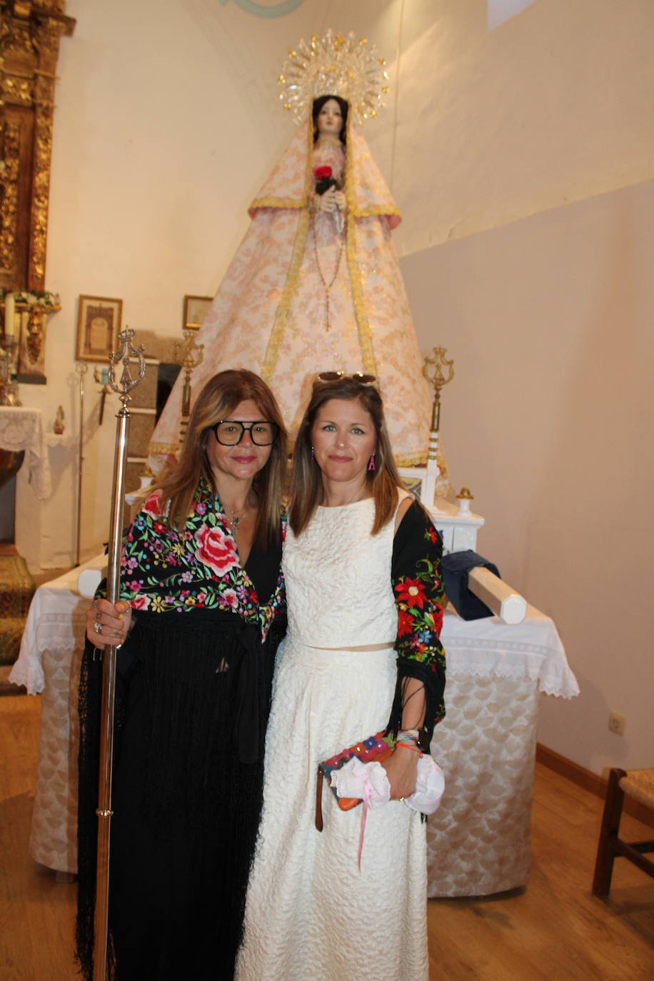 Gallegos de Solmirón entona el &quot;Adiós&quot; a la Virgen de Gracia Carrero