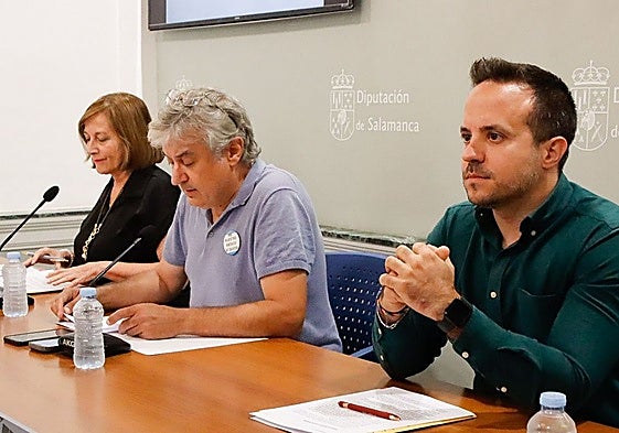 Los diputados socialistas Carmen Ávila, Fernando Rubio y Carlos García Chanca.