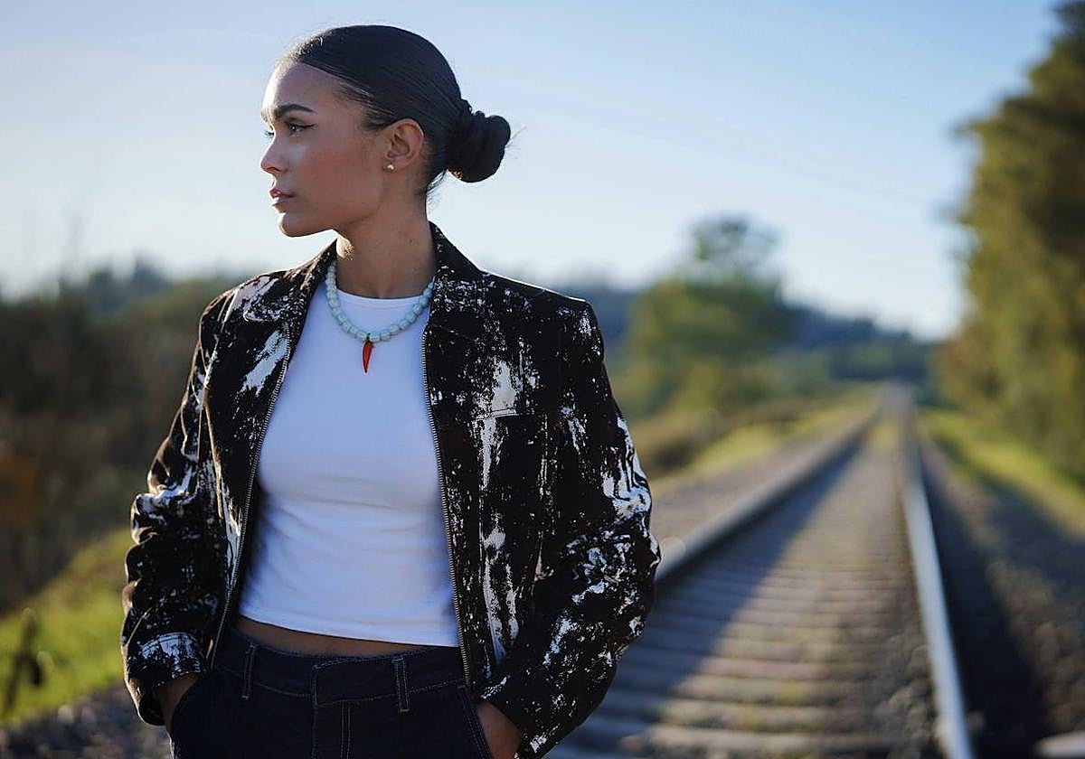 Marta Santos se ha consolidado como una de las grandes revelaciones del flamenco-pop actual.