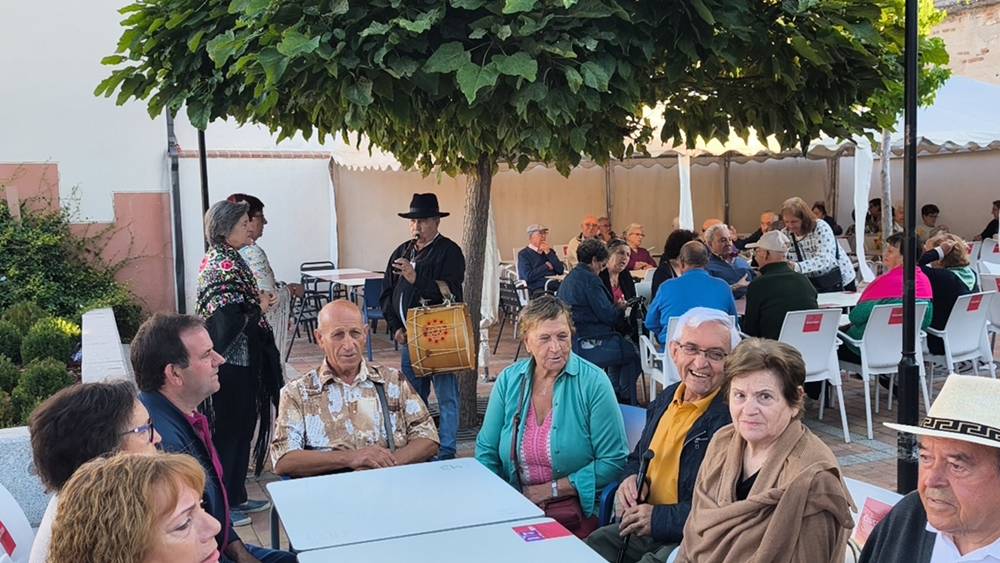 Convivencia de mayores con acento charro en Peñaranda