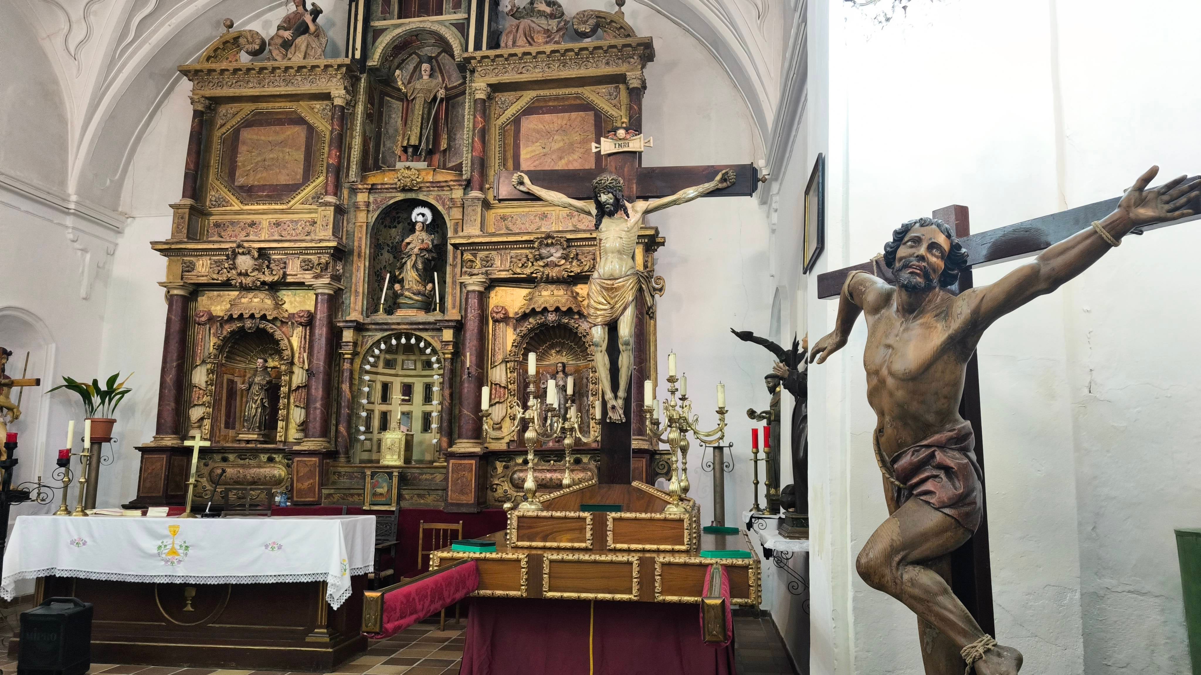 Emocionante bajada del Cristo de la Agonía en Peñaranda