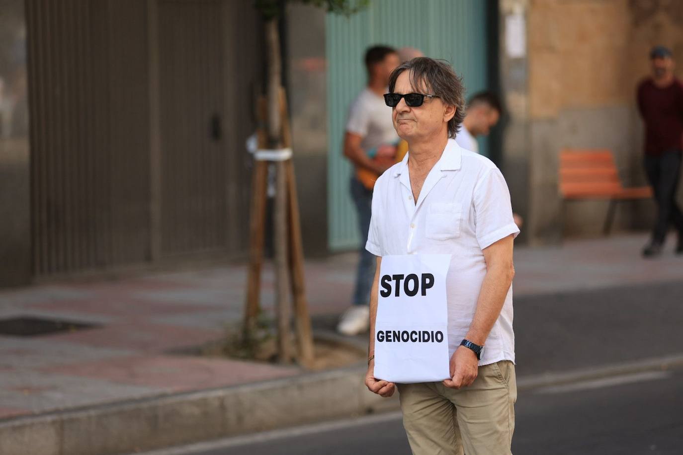 Mucha seguridad, protestas, y afición por el ciclismo: todas las imágenes de La Vuelta en Salamanca