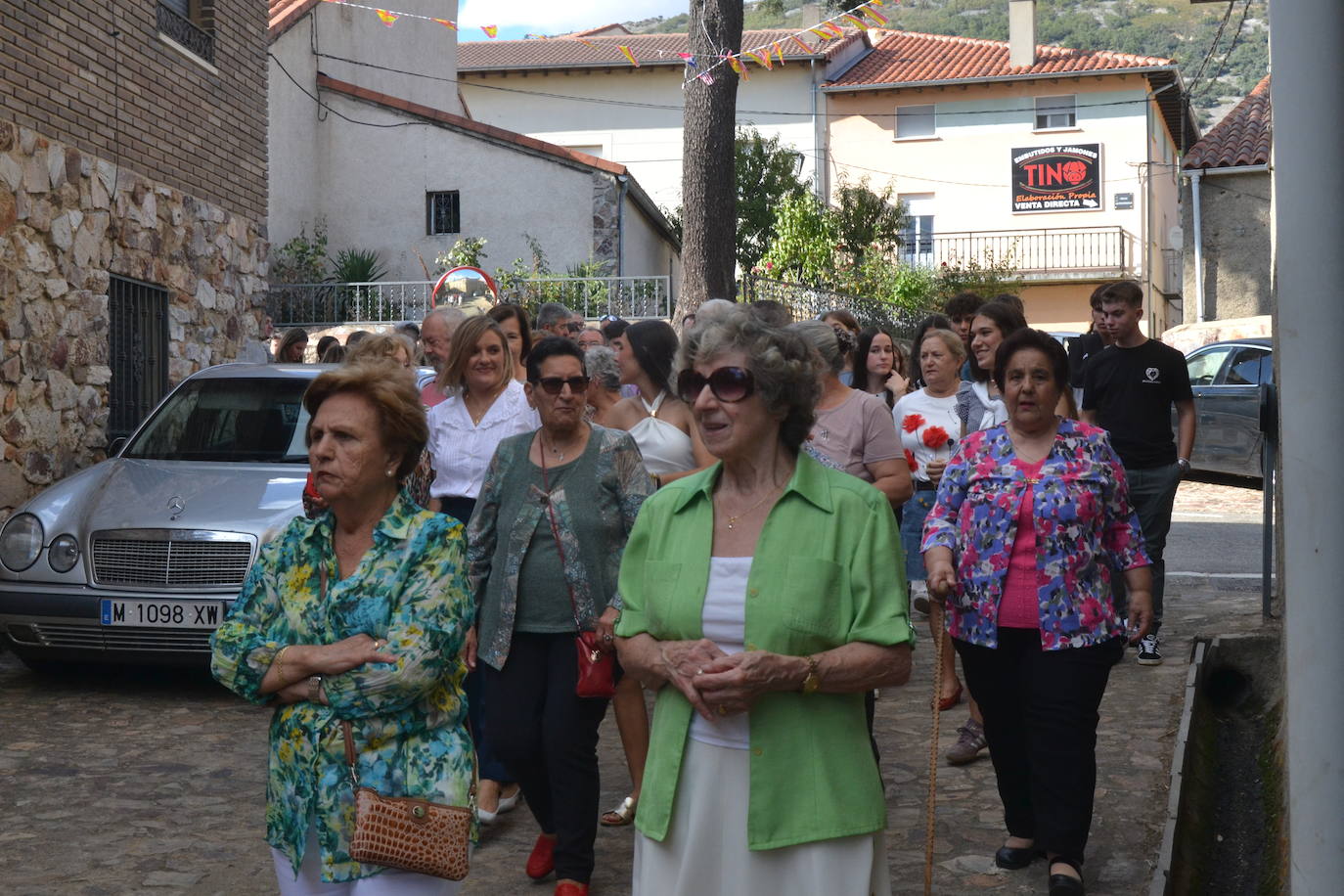 Monsagro cumple con la tradicional subida del Cristo