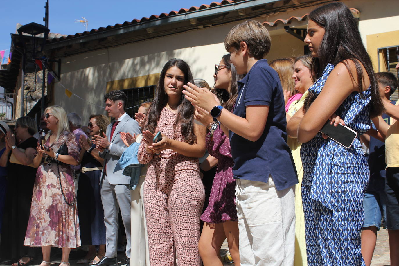 Exhibición de folclore en Monsagro para el Santo Cristo del Amparo