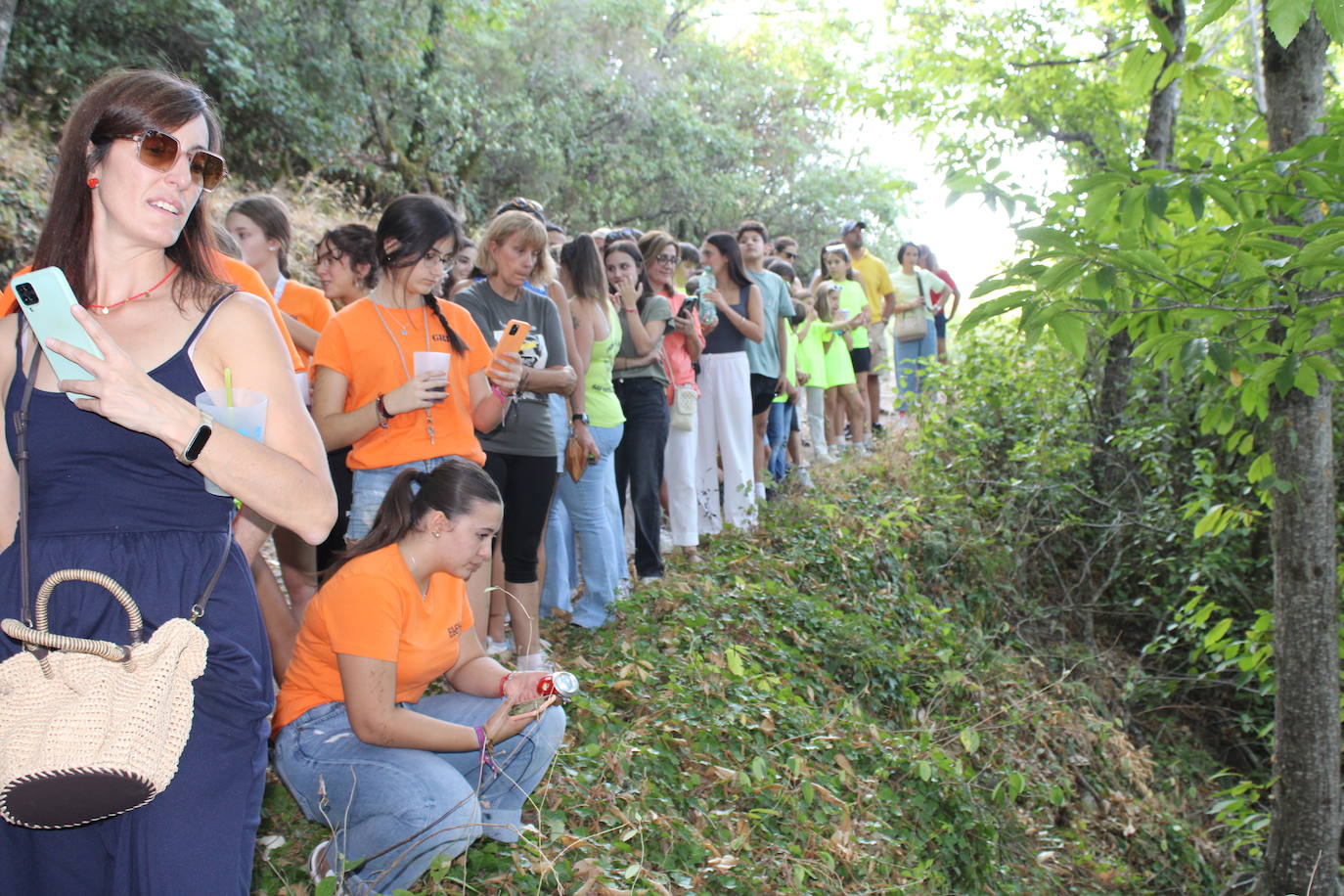 San Esteban de la Sierra celebra una intensa jornada de vísperas en honor al Cristo