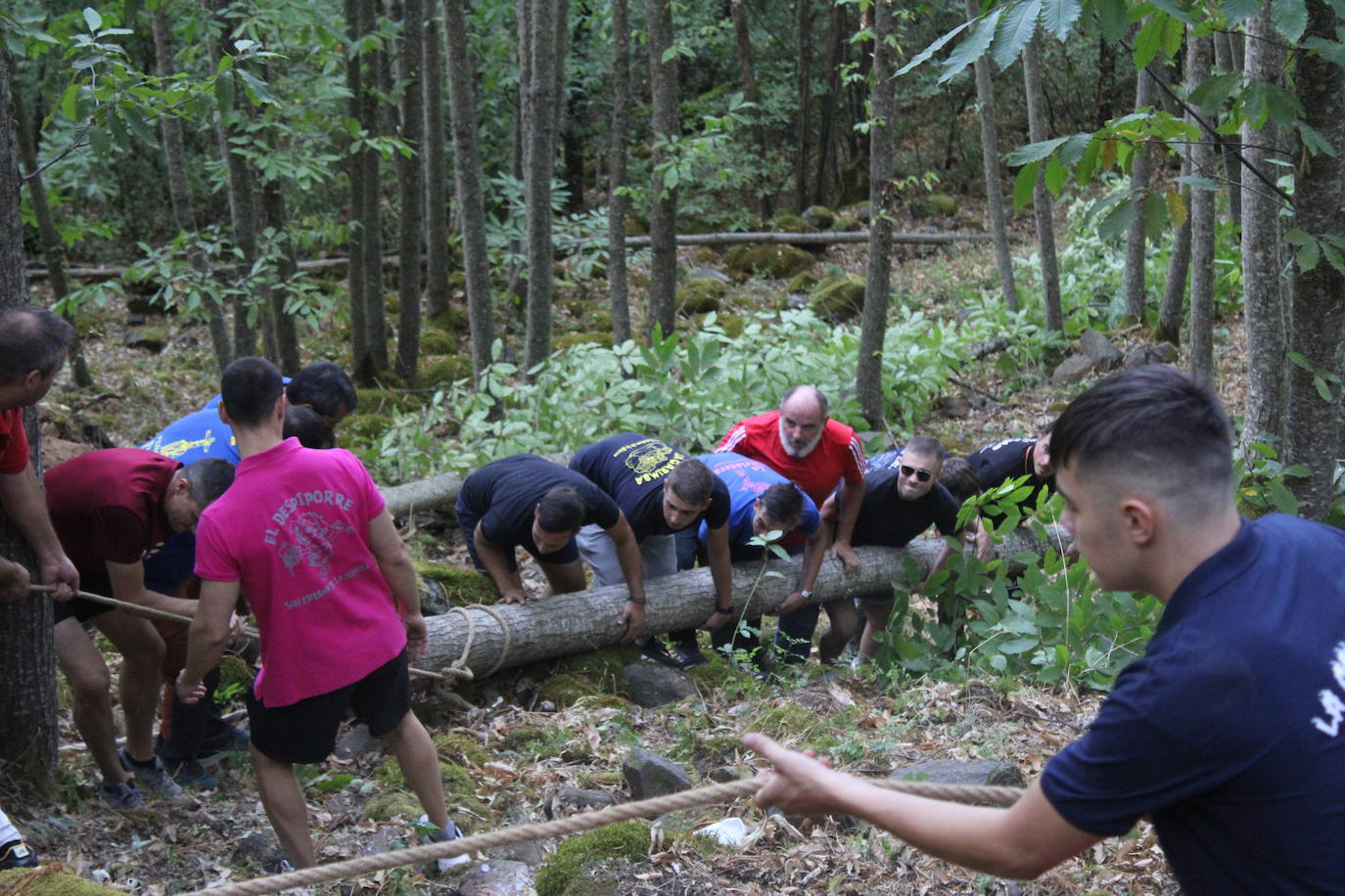 San Esteban de la Sierra celebra una intensa jornada de vísperas en honor al Cristo
