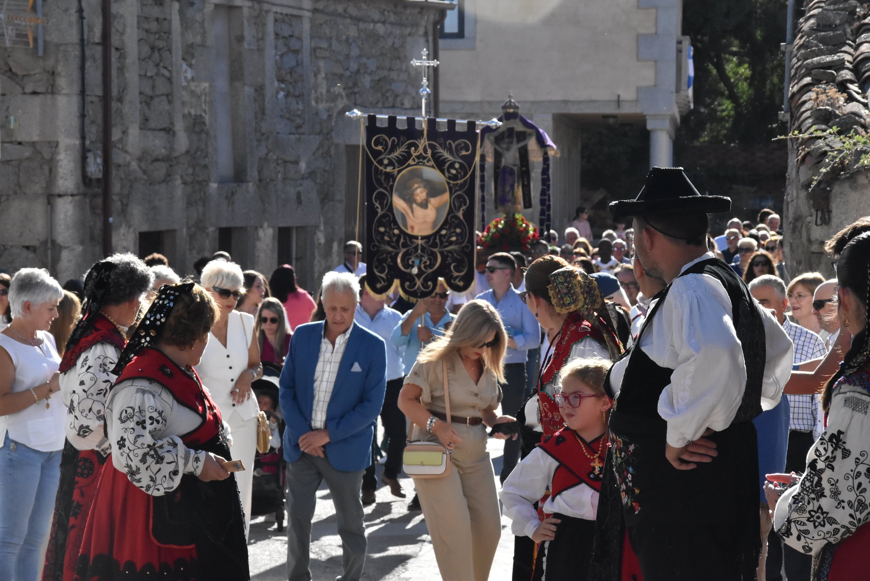 El Cristo de Valvanera vuelve a su ermita con sus fieles en Sorihuela