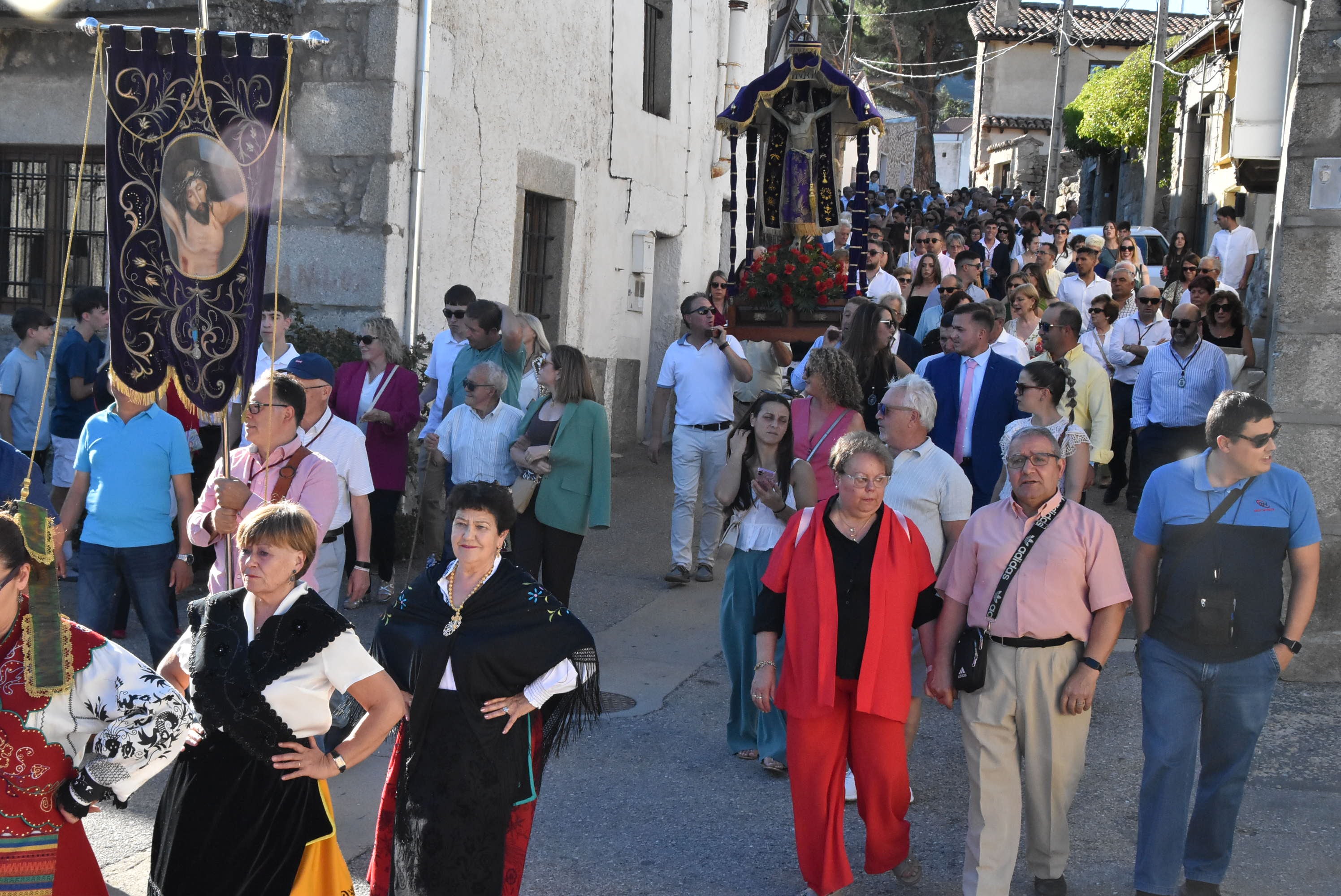 El Cristo de Valvanera vuelve a su ermita con sus fieles en Sorihuela