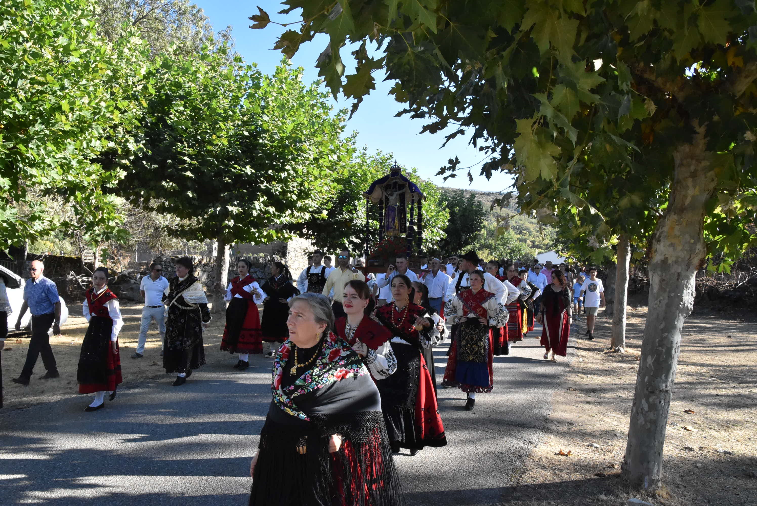 El Cristo de Valvanera vuelve a su ermita con sus fieles en Sorihuela