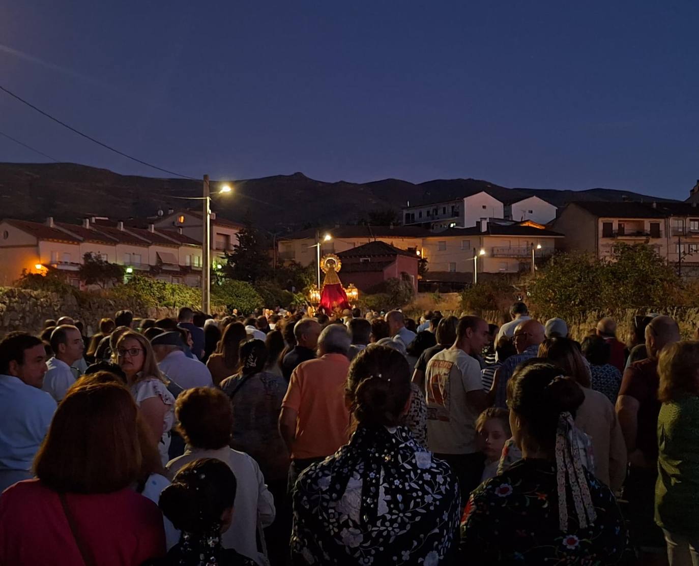 La Virgen de la Vega luce con esplendor en Piedrahita