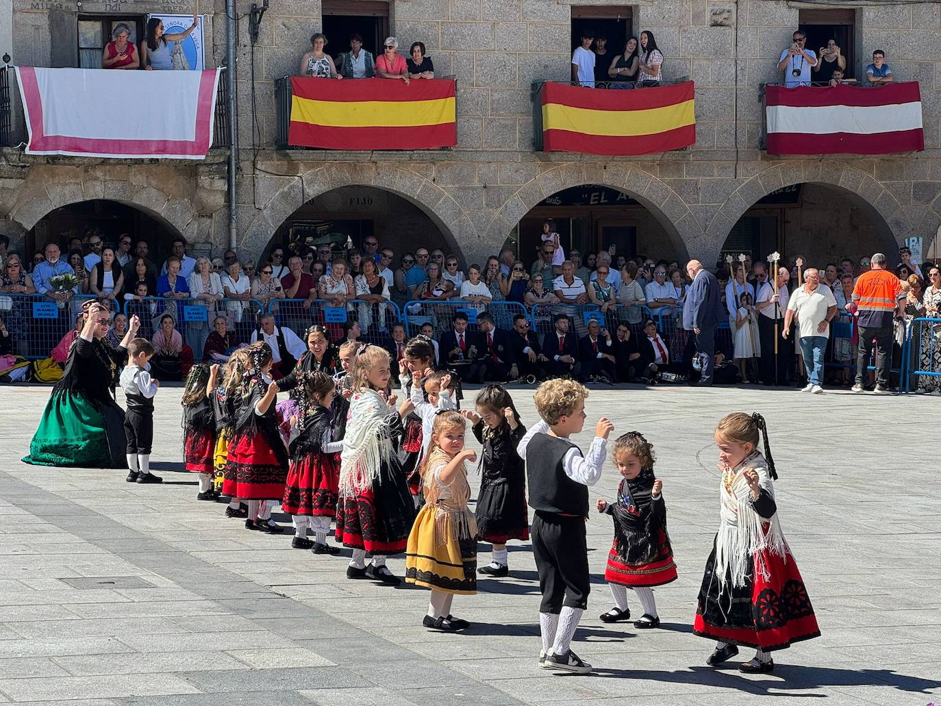 La Virgen de la Vega luce con esplendor en Piedrahita