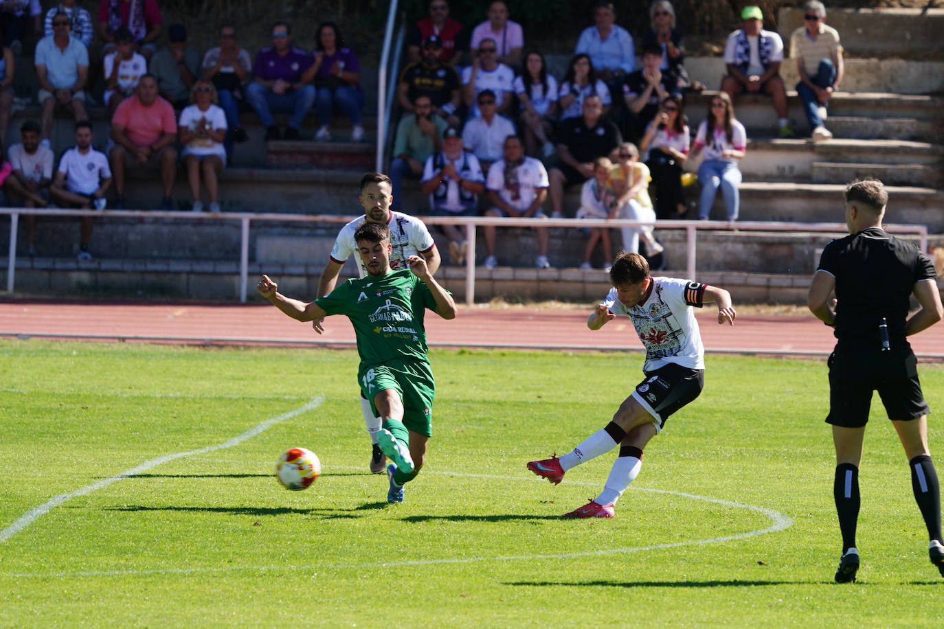 Las mejores imágenes del triunfo del Salamanca UDS en Las Pistas