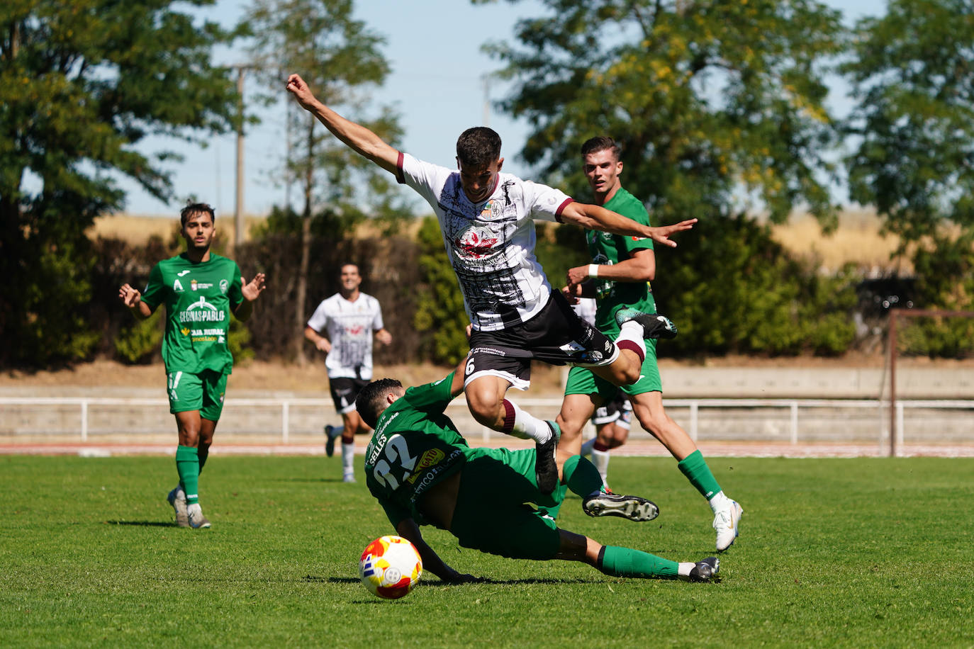 Las mejores imágenes del triunfo del Salamanca UDS en Las Pistas