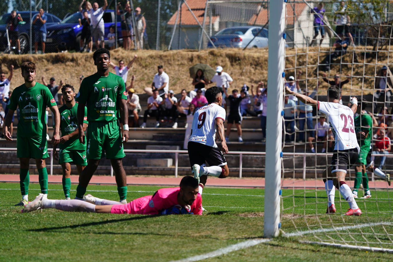Las mejores imágenes del triunfo del Salamanca UDS en Las Pistas
