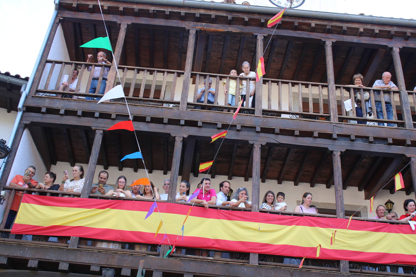San Esteban de la Sierra disfruta con el toro