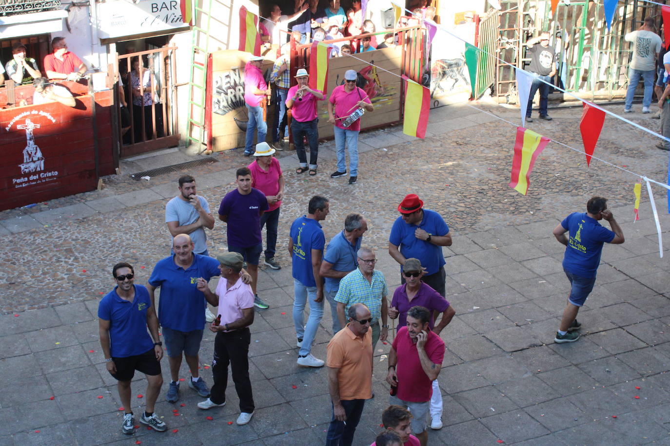 San Esteban de la Sierra disfruta con el toro