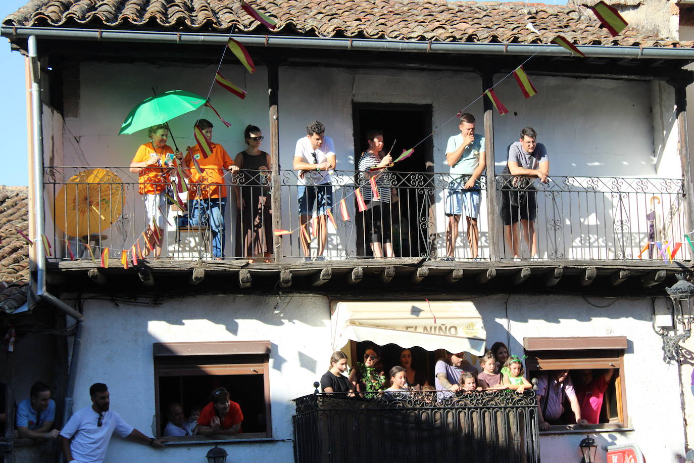 San Esteban de la Sierra disfruta con el toro