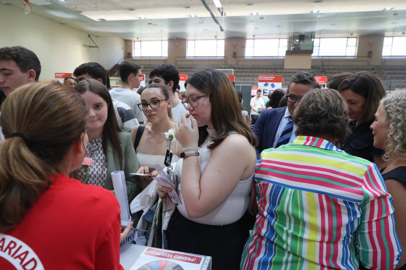 Pistoletazo de salida al curso: gran ambiente en la Feria de Bienvenida de la Universidad