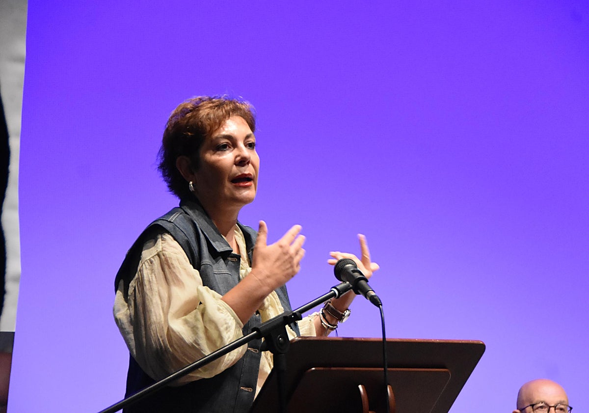 Imagen principal - Más de cien personas participan en las jornadas para directores de residencias en Ledesma