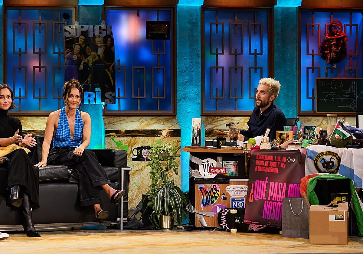 Silvia Alonso y David Broncano, en el plató de 'La Revuelta'.