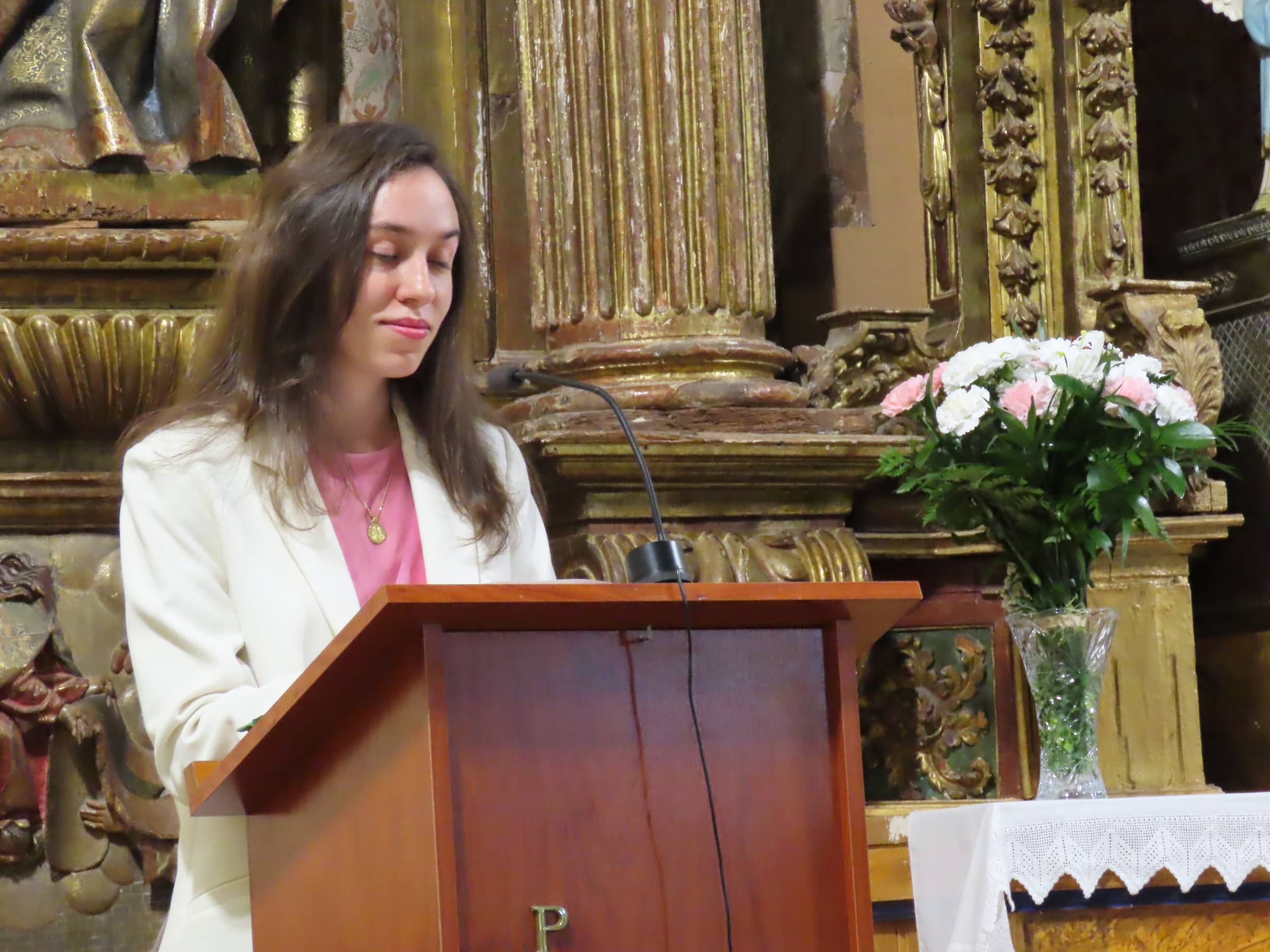 Himnos en honor a Nuestra Señora de las Angustias en Bóveda