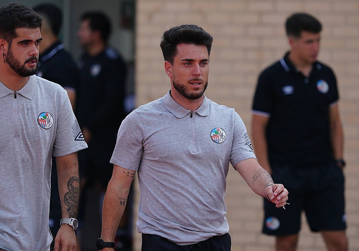 Jorge García, junto a su ayudante David Morán.