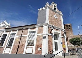 Fachada de edificio municipal de Villaflores.