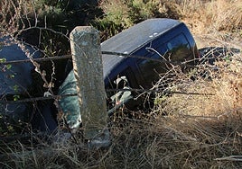 Imagen del vehículo accidentado en Pelabravo.