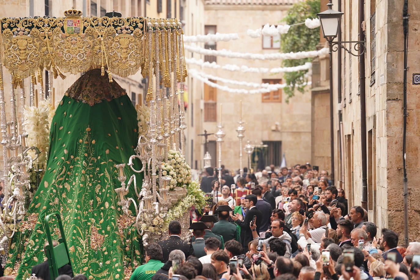Las memorables imágenes de la procesión de La Esperanza por el Año Jubilar
