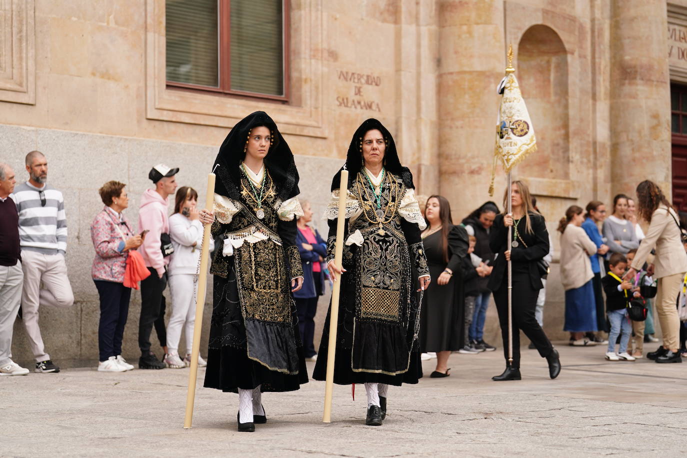 Las memorables imágenes de la procesión de La Esperanza por el Año Jubilar