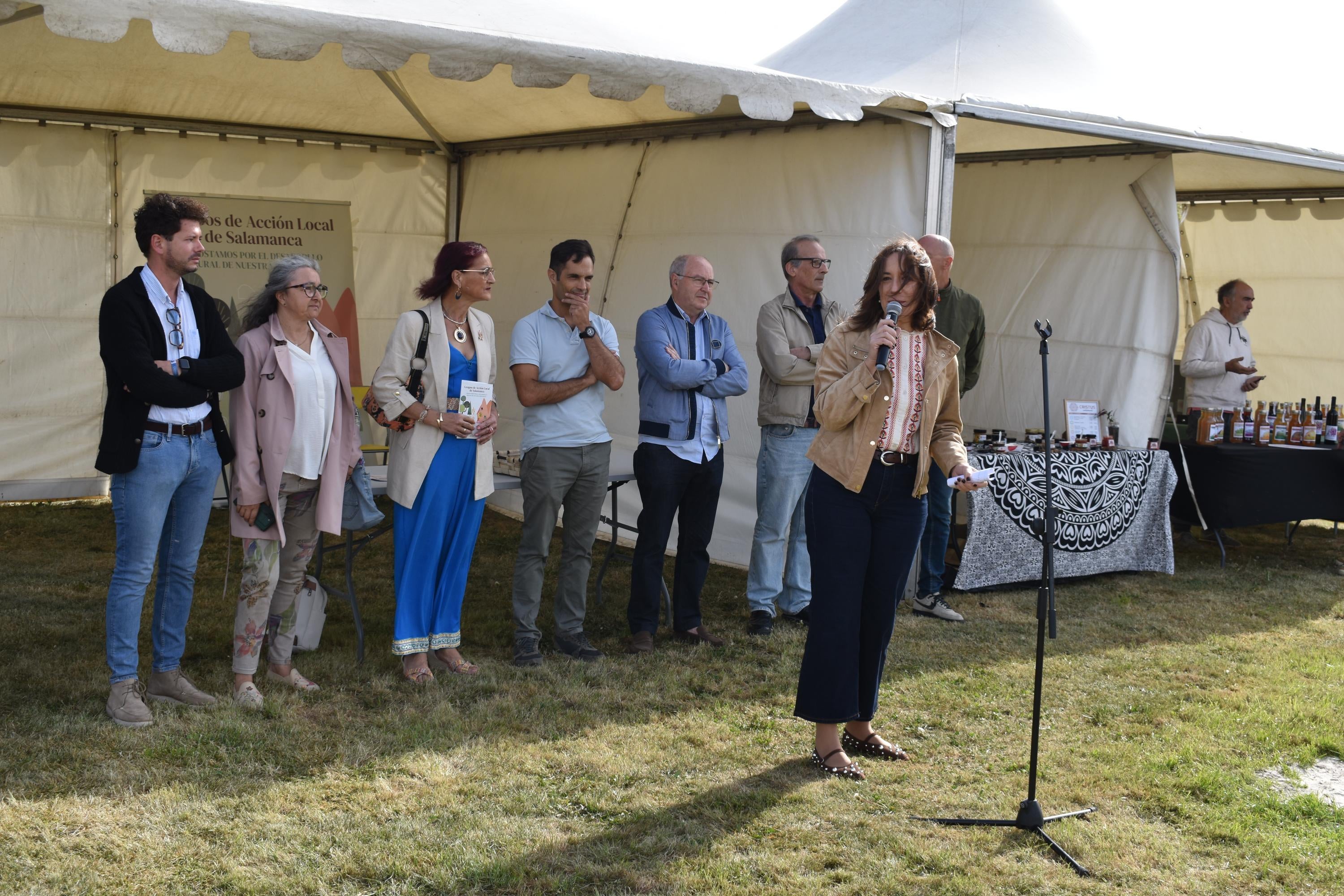 El campo y la ciudad se dan cita en Cabrerizos con el Mercado Ecológico de Salamanca