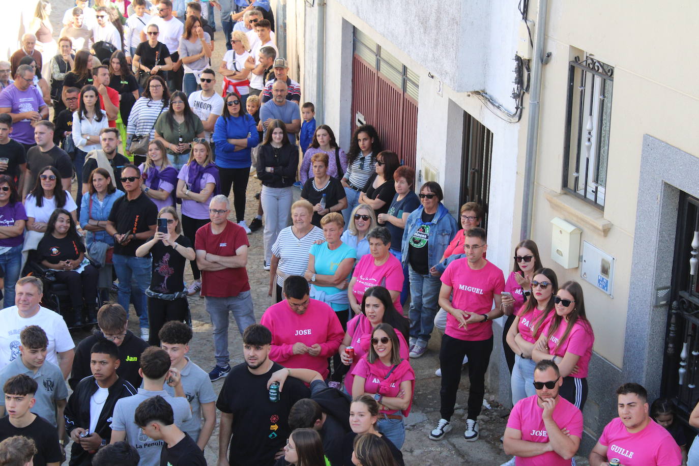 Emotivo y animado inicio de fiestas en San Miguel de Valero