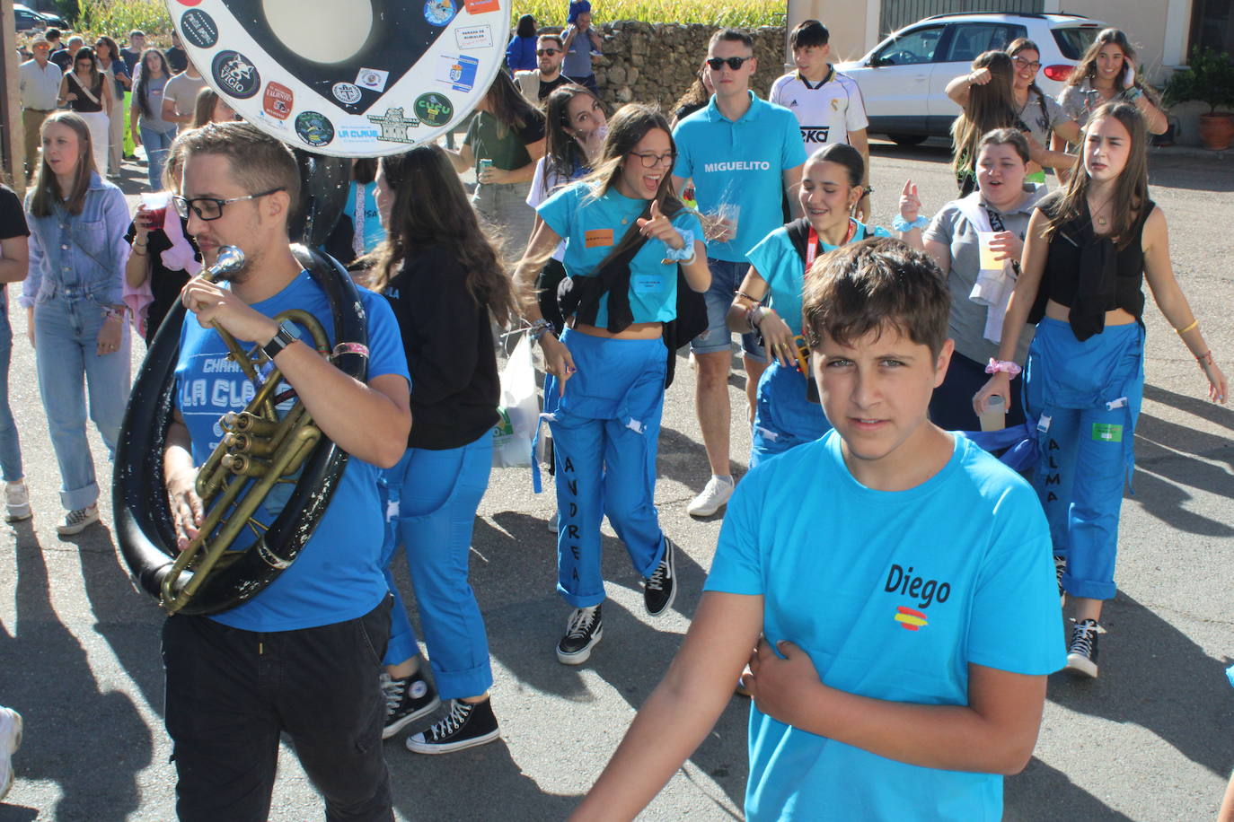 Emotivo y animado inicio de fiestas en San Miguel de Valero